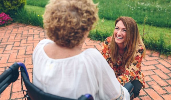 In der Fokuswoche Vorsorge informieren die Verbraucherzentralen über die Themen Patientenverfügung, Vorsorgevollmacht und digitaler Nachlass. - © David Pereiras