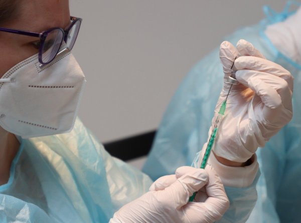 Impfen, impfen, impfen – auch das Klinikum wirbt intensiv dafür. Wenn der Piks zu Pflicht wird, dürfen Ungeimpfte dort nicht mehr arbeiten. - © Symbolbild: Pixabay