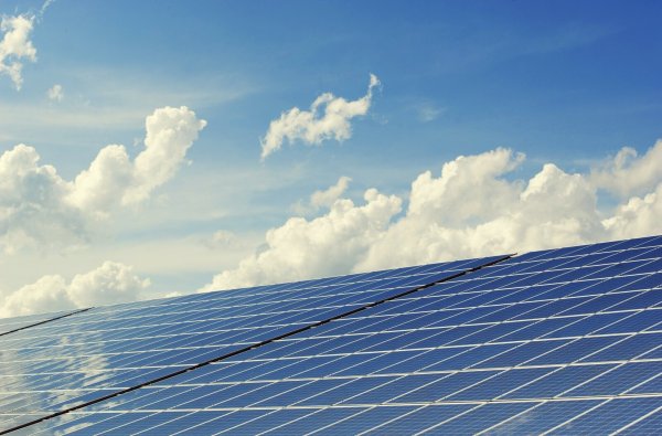 Die SPD wünscht sich mehr Photovoltaik in Schlangen. - © Symbolfoto: Pixabay