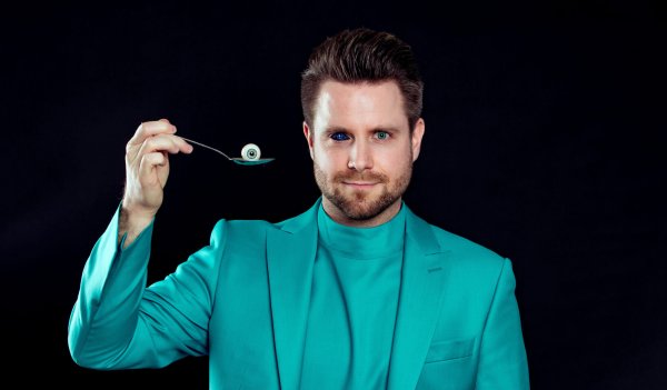 Cody Stone, Illusionskünstler aus Hannover, wird im Februar die Zuschauer in der Alten Meierei in Blomberg verzaubern. - © Fotorechte: Cody Stone