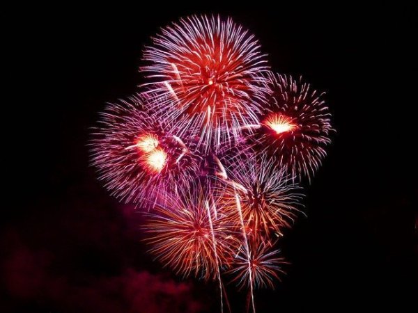 Feuerwerk zünden ist in diesem Jahr an vielerorts nicht erlaubt. - © Symbolbild: Pixabay