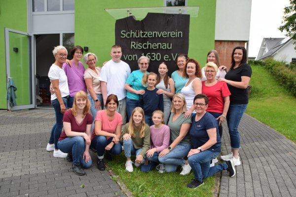 In Rischenau feiern die Schützen mit viel Frauenpower. - © SV Rischenau