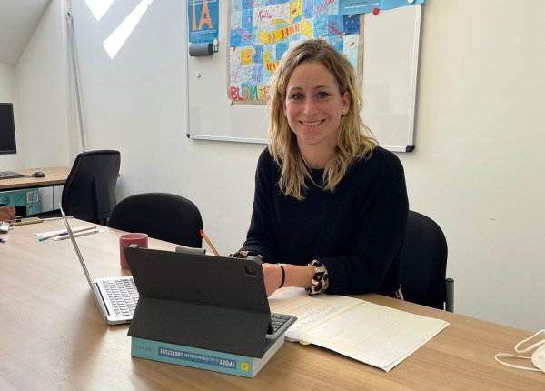 Anne Stocksmeier arbeitet nun viel vor den Bildschirmen. Fotorechte: Anne Stocksmeier - © Anne Stocksmeier