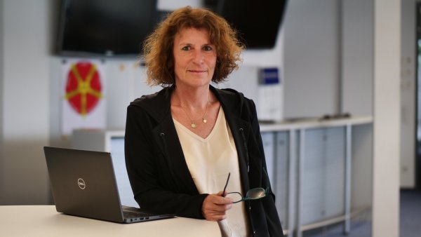 Die Entscheidung des Schieder-Schwalenberger Bürgermeisters Jörg Bierwirth, im Herbst 2025 nicht noch ein drittes Mal zur Wahl ums Bürgermeisteramt anzutreten, kommentiert Silke Buhrmester, stellvertretende Chefredakteurin der Lippischen Landes-Zeitung. - © Jörg Hagemann