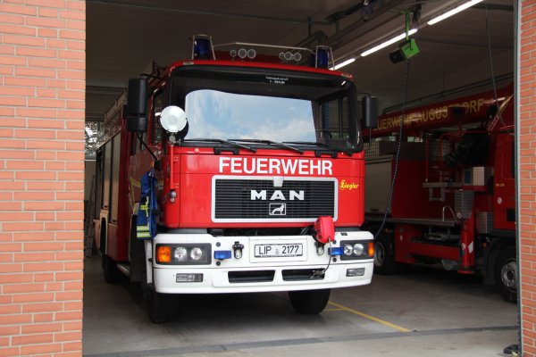 Die Platzverhältnisse im Feuerwehrgerätehaus an der Haustenbecker Straße sind beengt. - © Archivfoto: Nadine Uphoff