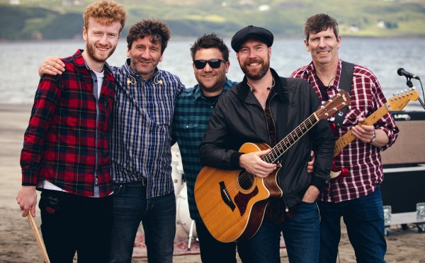 Die Tribut Band „Runrig Experience“ kommt in die Burgscheune. - © Ben Marshall