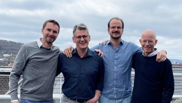 Das Team von Smart2i: Josef Schindler (v. l.), Viktor Schulz, Benjamin Sadler und René Pankoke. - © Smart2i
