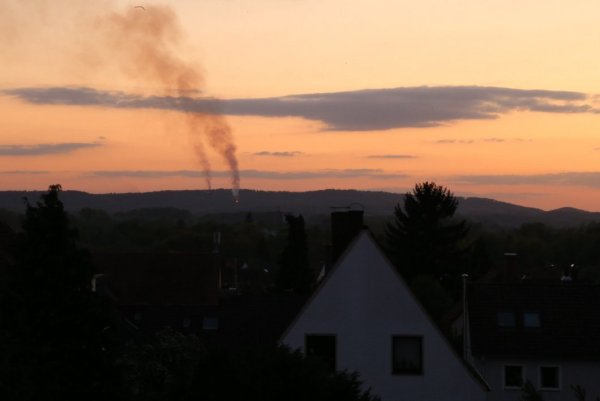 Auch von Schildesche aus ist das Feuer zu sehen - © Lena Kley
