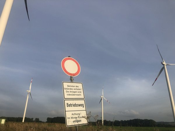 Südwestlich von Lieme legte die Bundeswehr ihr Veto ein. Es blieb bei den vier Anlagen im Grenzgebiet. - © Archivbild: Till Brand