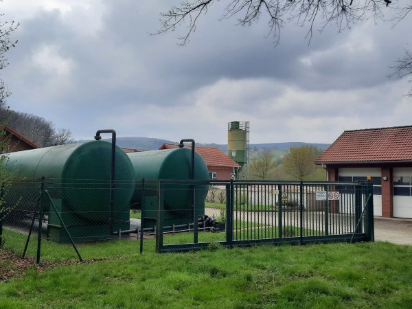 Im Zentralklärwerk Schieder in Glashütte wird im Sommer eine Photovoltaik-Anlage errichtet. - © Michaela Weiße(LZ)