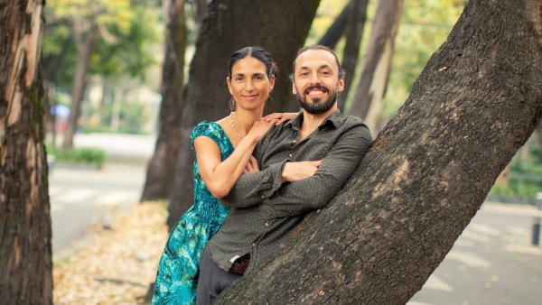 Mirabai Ceiba, Manish Vyas und andere Künstler und Yogalehrer sind beim Musikfestival bei Yoga Vidya dabei. - © Brenda islas