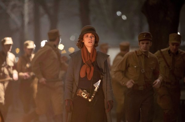 Die vierte Staffel von Babylon Berlin ist ab dem 29. September online zu sehen. Im Free-TV startet die Serie am 1. Oktober. - © ARD Mediathek
