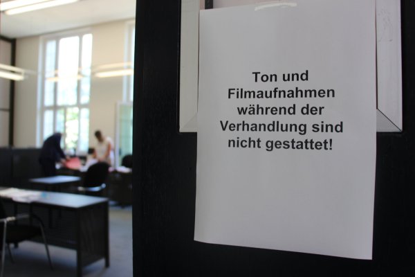 Weshalb musste eine Zwölfjährige im Klinikum Lippe sterben? Diese Fragen sollen nun zwei Strafverfahren vor dem Amtsgericht Detmold klären. Insgesamt müssen sich vier Schwestern und der behandelnde Arzt verantworten. - © Janet König