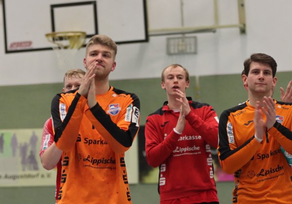 Leon Goldbecker folgt Leve Carstensen in den Bundesliga-Kader des TBV (von links). Timon Mühlenstädt wechselt bekanntlich vom Team Handball Lippe zum TuS Spenge - © Sebastian Lucas