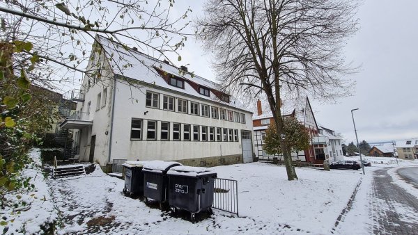 Die Flüchtlingsunterkunft Unterm Fleck in Schwalenberg ist bereits ziemlich weit belegt. So langsam macht sich die Stadt Gedanken, wohin mit den Schutzsuchenden. - © Marianne Schwarzer