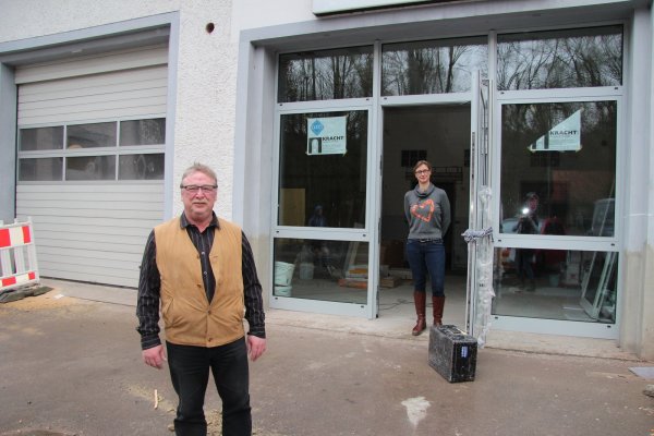 Uwe Dorn Bereichsleiter Sozialkaufhäuser und Stefanie Tacke sozialpädagogische Leiterin von der Euwatec - © Seda Hagemann