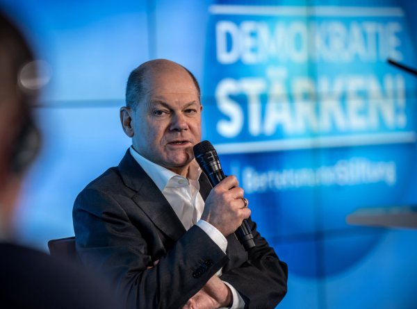 Bundeskanzler Olaf Scholz (SPD), bei einer Diskussionsveranstaltung der Bertelsmann Stiftung. - © Michael Kappeler