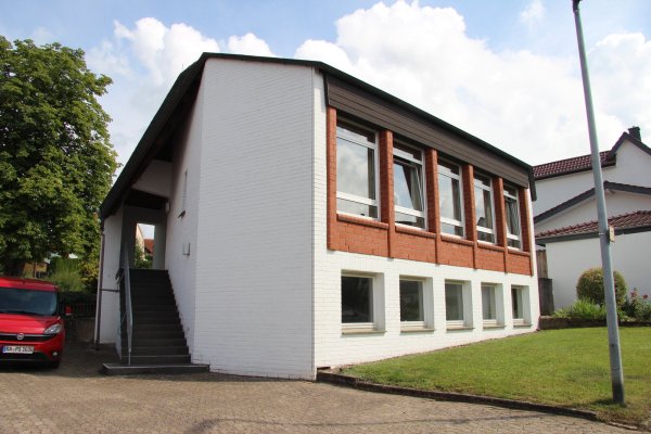 Das Gemeindehaus in Brakelsiek ist verkauft. - © Kirsten Fuhrmann