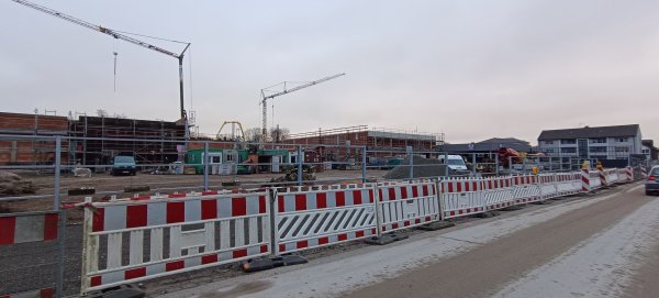 Die Baustelle des Fachmarktzentrums - Ansicht von der Kampstraße. - © Archivfoto: LZ-Redaktion
