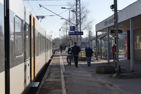 Wer mit dem ÖPNV in Lippe zur Arbeit fährt, ist auf dessen Zuverlässigkeit angewiesen. Eigentlich. - © Archivfoto: Jost Wolf
