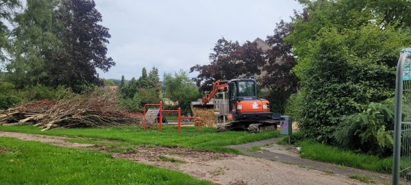 Der Spielplatz am Flachsrottenweg wird voraussichtlich kommende Woche wieder frei gegeben. - © Katrin Kantelberg