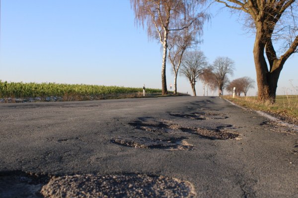 Die Liemer Straße und die Bielefelder Straße sind in keinem guten Zustand. - © Nico Düllmann