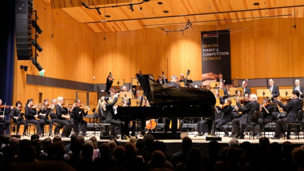 Abschluss im sanierten Konzerthaus: Jetzt ist die Hochschule mit dem Brahms-Wettbewerb endgültig auf internationaler Ebene angekommen. - © Friedrich-Wilhelm Rödding