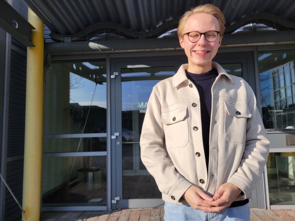 Torben Hundsdörfer tritt für die FDP bei der Bundestagswahl an. Er möchte junge Menschen für politisches Engagement begeistern. - © Vasco Stemmer