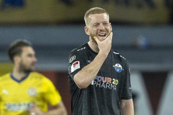 Kai Klefisch war nach dem Braunschweig-Heimspiel restlos bedient. Der SCP-Akteur hatte das Gegentor zum 0:1 verursacht und seine fünfte Gelbe kassiert, ehe sein Team am Ende auch noch mit 1:2 verlor. - © picture alliance/dpa