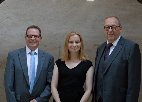 Leitender Regierungsdirektor Sven Brinkmann, Leitende Regierungsdirektorin Petra Meier und Oberfinanzpräsident Werner Brommund (von links). - © Oberfinanzdirektion Nordrhein-Westfalen