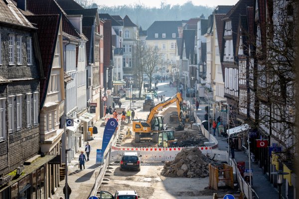 In der Detmolder Kernstadt sind viele Obergeschosse von alten Häusern ungenutzt. Auf der anderen Seite wird Wohnraum benötigt. Deswegen will die Stadt ein neues Förderprogramm auflegen. - © Torben Gocke