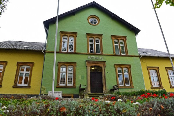 Der Haushaltsplan für die Gemeinde Kalletal wurde am Donnerstag einstimmig beschlossen. Die dafür anberaumte Ratssitzung dauerte gerade einmal 15 Minuten. - © Nicole Ellerbrake