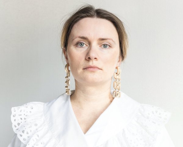 Autorin Elina Penner kommt mit "Migrantenmutti" nach Detmold. - © Kai Senf