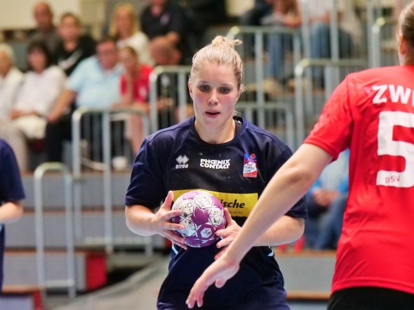 Laura Rüffieux bleibt auch weiterhin die Spielführerin der HSG. Foto: Jörg Hagemann - © Jörg Hagemann