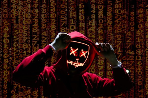 Hacker agieren im Hintergrund, heutzutage meist in großen kriminellen Verbünden. Einzeltäter sind die Ausnahme. - © Pixabay