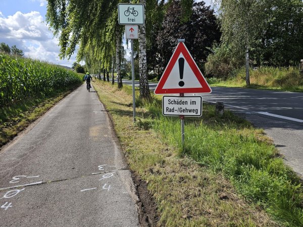 Der Radweg an der Hörster Straße. - © Astrid Sewing