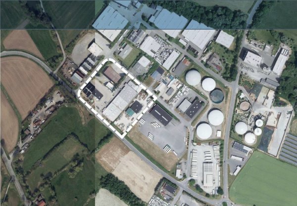 In dem umrahmten Bereich zwischen Hessenring, Siemens- und Carl-Zeiss-Straße soll der Bebauungsplan geändert werden, damit die Firma Likora sich erweitern kann - vor allem in die Höhe. - © TIM-online/Stadt Horn-Bad Meinberg