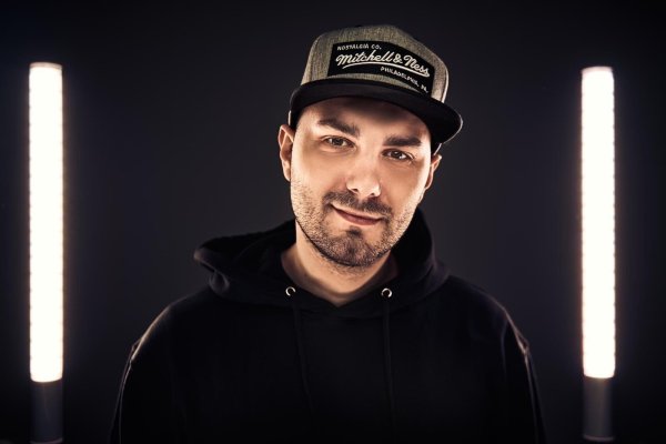 Luca Gliozzo war als DJ für die Party im „X" gebucht. Er war an beiden Abenden dort. Angst hat er jetzt aber nicht. - © Jörg Siemers