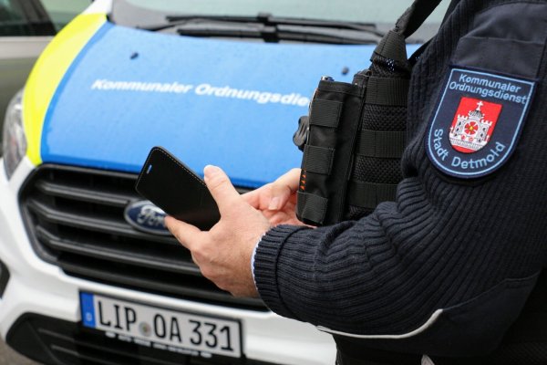 Der Kommunale Ordnungsdienst der neben Detmold auch für die Kommunen Horn-Bad Meinberg, Lage, Schlangen (und bald für Augustdorf) zuständig ist, hat in Horn-Bad Meinberg Bilanz über seine bisherige Arbeit gezogen. - © Archivfoto: Janet König