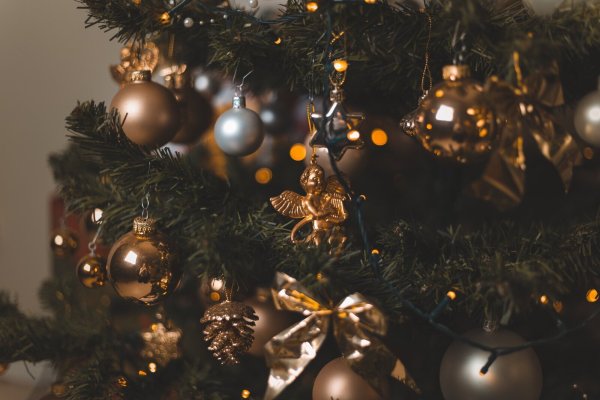 Der festlich geschmückte Weihnachtsbaum gehört für viele Lipper zum Fest dazu. - © Symbolbild: Pixabay