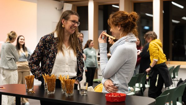 Bei der Auftaktveranstaltung zum Förderprogramm „Exist-Women“ konnten mögliche Gründerinnen mit Expertinnen in den Austausch treten. - © TH OWL