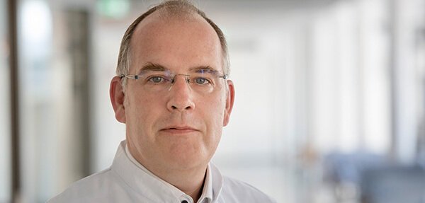 Freut sich über die Zulassung als ASV-Team „Chronisch entzündliche Darmerkrankungen“: Dr. Johannes Tebbe. - © kay.michalak@fotoetage.de