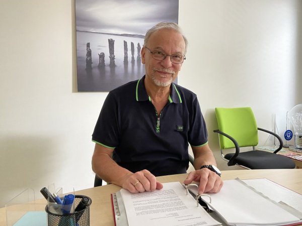 Der Herforder Steuerberater Jürgen Berger erklärt, was es mit der Steuerreform auf sich hat. - © Dana Johanna Stoll