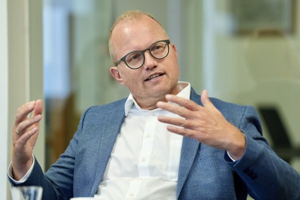 Der Fraktionsvorsitzende der SPD-Fraktion im NRW-Landtag, Jochen Ott, besucht diese Redaktion. Er erklärt die Schwerpunkte der SPD-Politik. - © Peter Unger