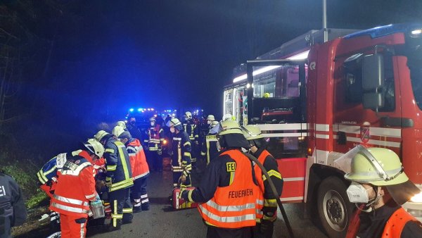 Ohne vernünftige Ausrüstung kann die Feuerwehr nichts ausrichten - weder beim Brandschutz noch bei Unfällen. - © Feuerwehr Schieder-Schwalenberg