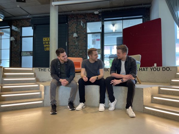Die Studenten (von links) Jerome Fath, Marcel Banmann und Josua Köhler haben ihr eigenes Start-Up gegründet. - © Thomas Schmidt