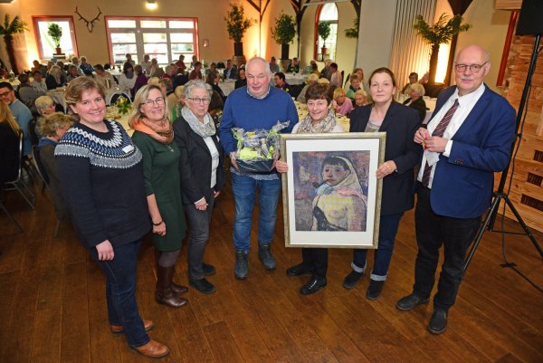 Der Vorstand des Westfälisch-Lippischen LandFrauenverbands und die Gastredner freuen sich über einen gelungenen Neujahrsempfang: (von links) Anna-Lena Mügge, Marlies Witte, Ingrid Harke, Rüdiger Frodermann (Verein agape), Anette Stocksmeier, Grita Behrens (Gleichstellungsbeauftragte Gemeinde Leopoldshöhe), Pastor Dirk Hauptmeier. - © Nicole Ellerbrake