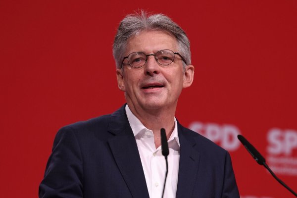 Achim Post aus Minden ist nun offiziell neuer stellvertretender Vorsitzender der SPD. - © picture alliance/dpa