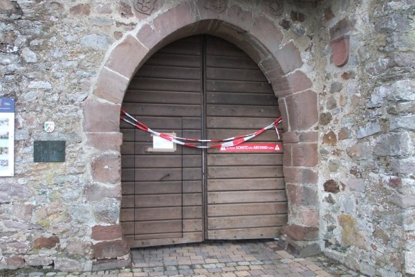 Seit Mitte Dezember dicht: Burg Sternberg. - © Axel Bürger(LZ)