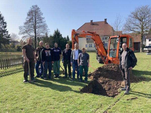 Start der Baumaßnahmen zur Öffnung eines Teilabschnitts der Exter in Alverdissen. - © Stadt Barntrup